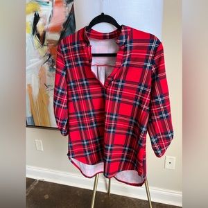 BOUTIQUE TOP - LIKE NEW